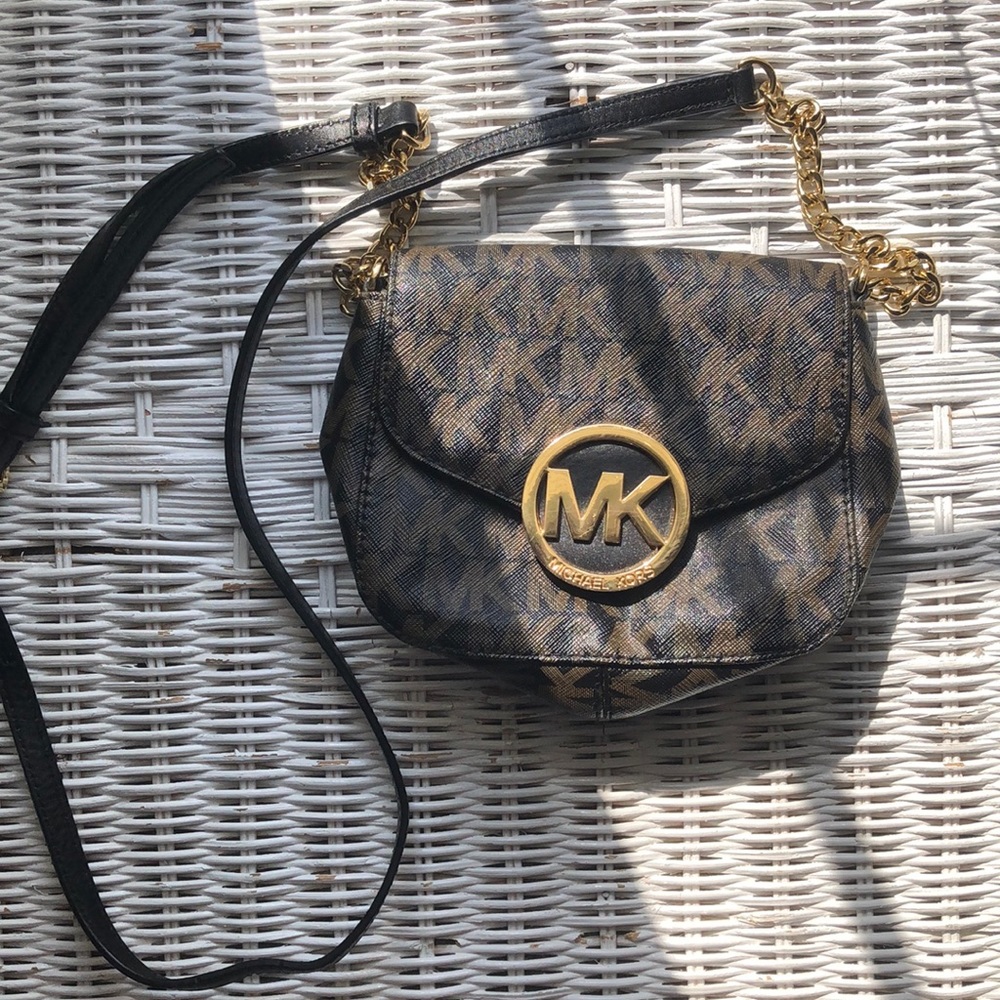Michael Kors crossbody purse